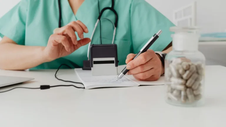 Dentysta w Koszalinie w niedzielę: co obejmuje pomoc NFZ